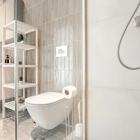 Apartmán Waterfront - Steps To Galerija Shopping Mall Bělehrad