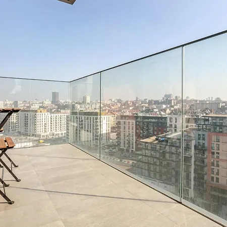 Waterfront - Steps To Galerija Shopping Mall Daire *