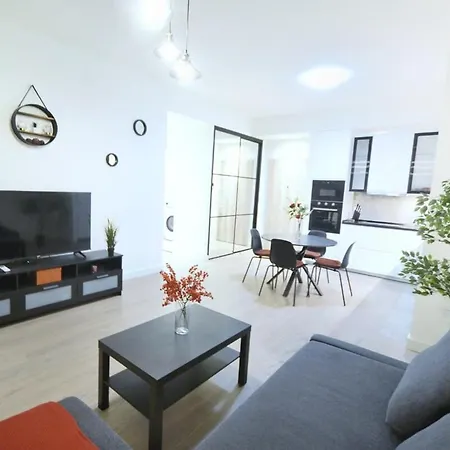 Apartmán Waterfront - Steps To Galerija Shopping Mall *