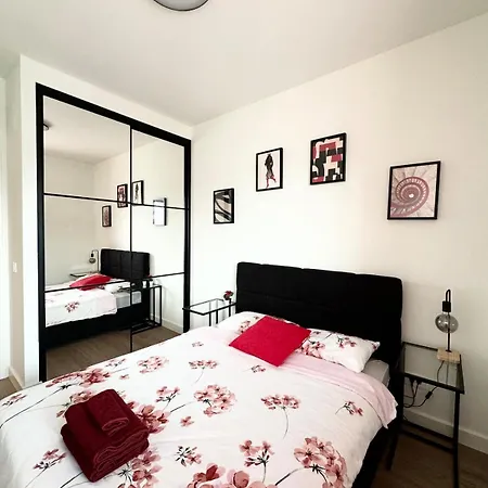 Apartmán Waterfront - Steps To Galerija Shopping Mall *