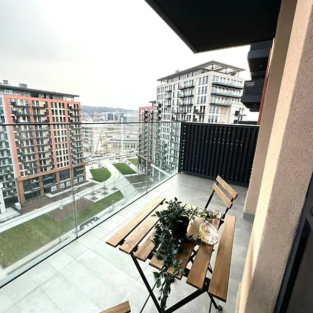 Waterfront - Steps To Galerija Shopping Mall